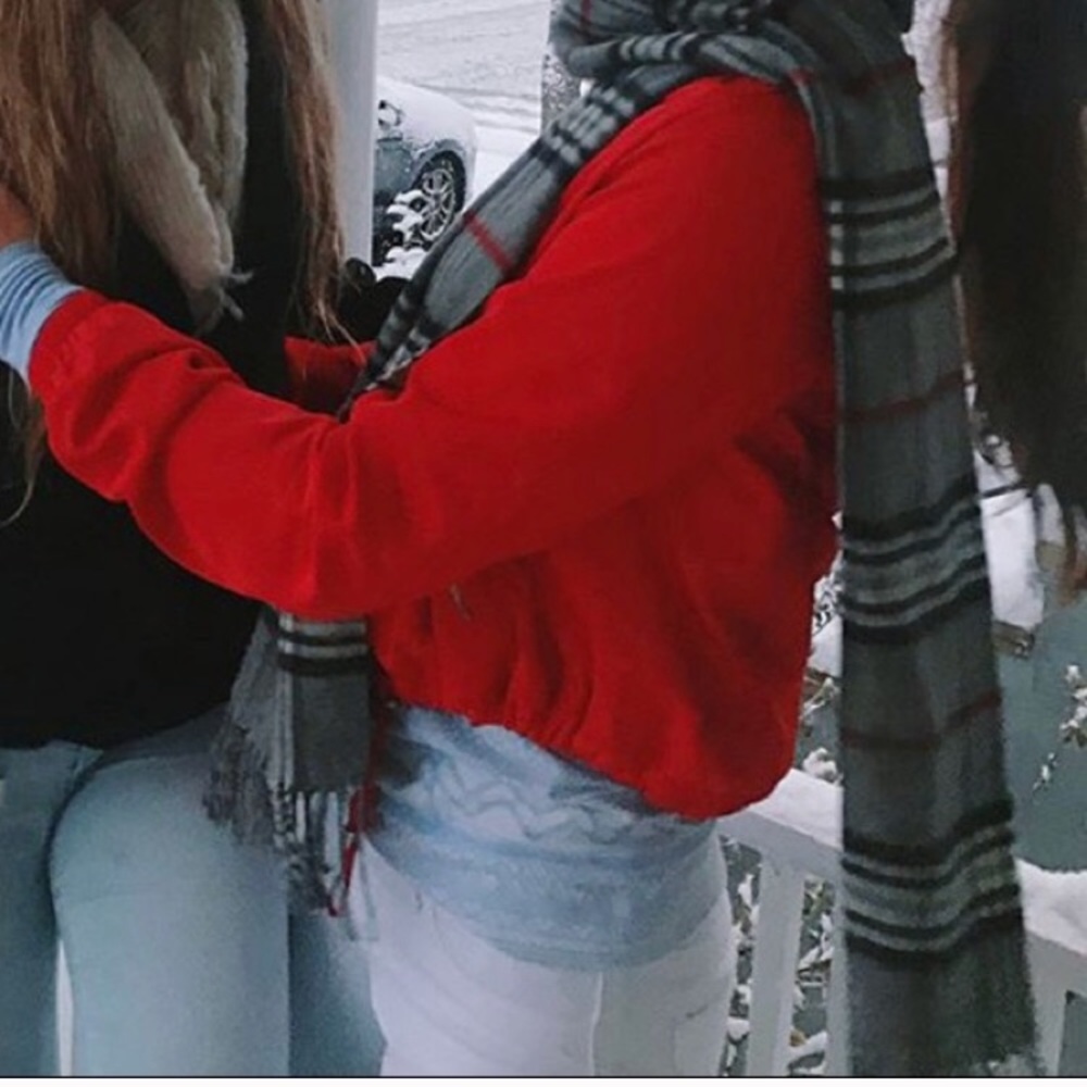 Red rain jacket - Picture 3 of 8